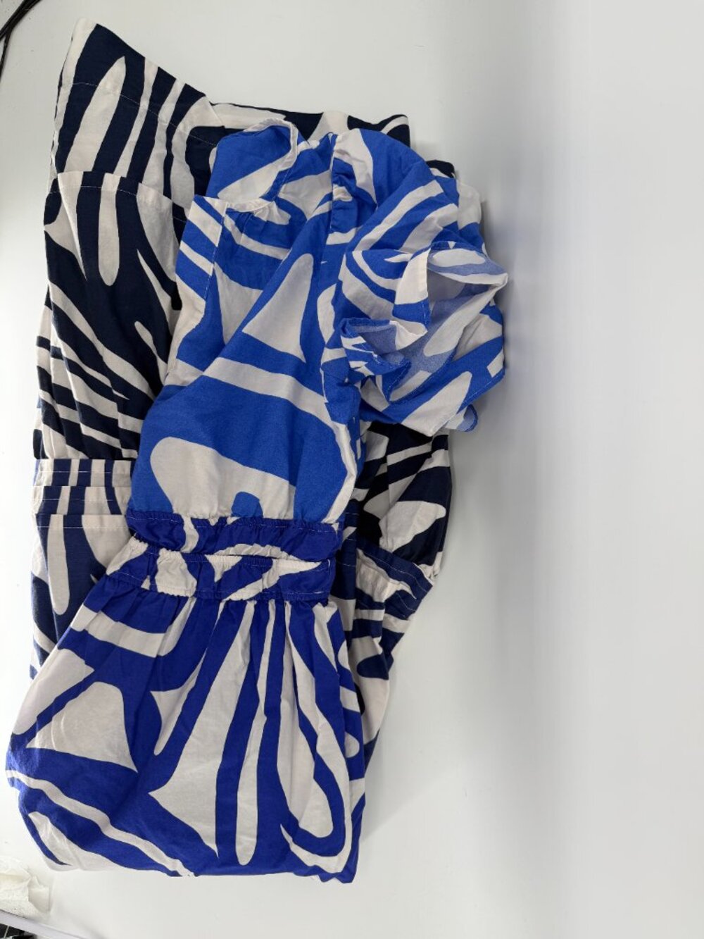 Anthropologie Blue & White Abstract Maxi Dress with Size L - Picture 4 of 5